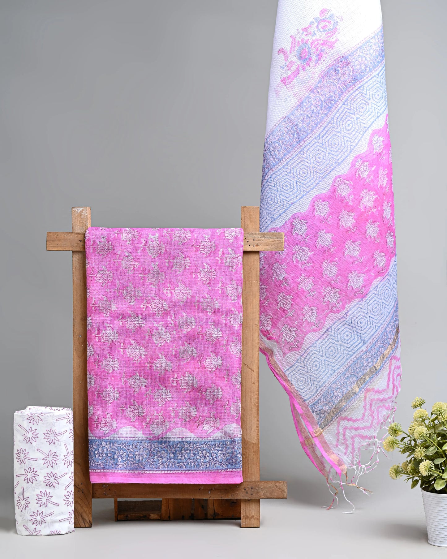 Costume kota doriya imprimé à la main avec kota doriya duppta