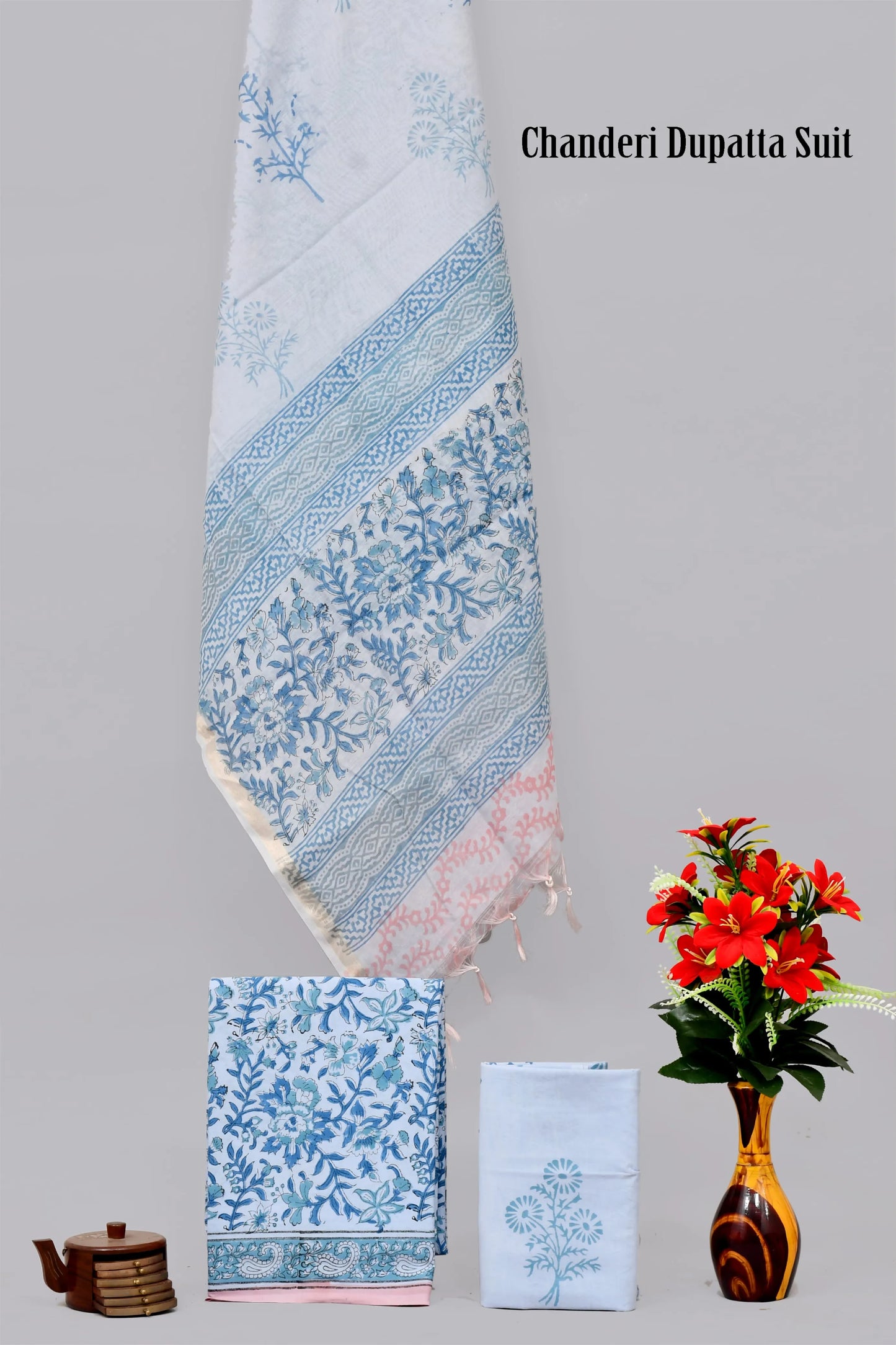 Handgeblockter limitierter Baumwollanzug mit Chanderi-Seidendupatta