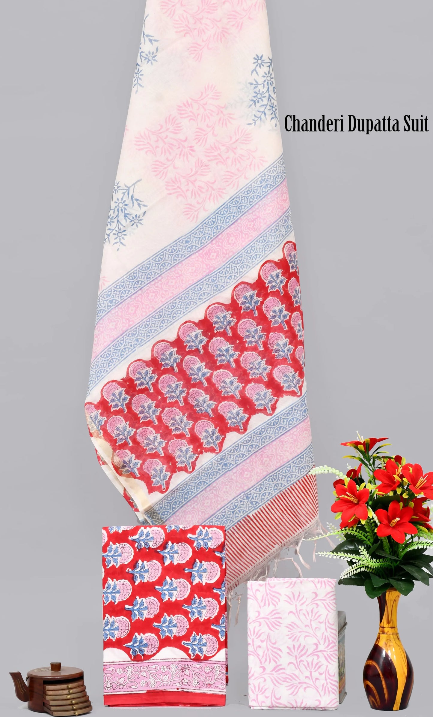 Handgeblockter limitierter Baumwollanzug mit Chanderi-Seidendupatta
