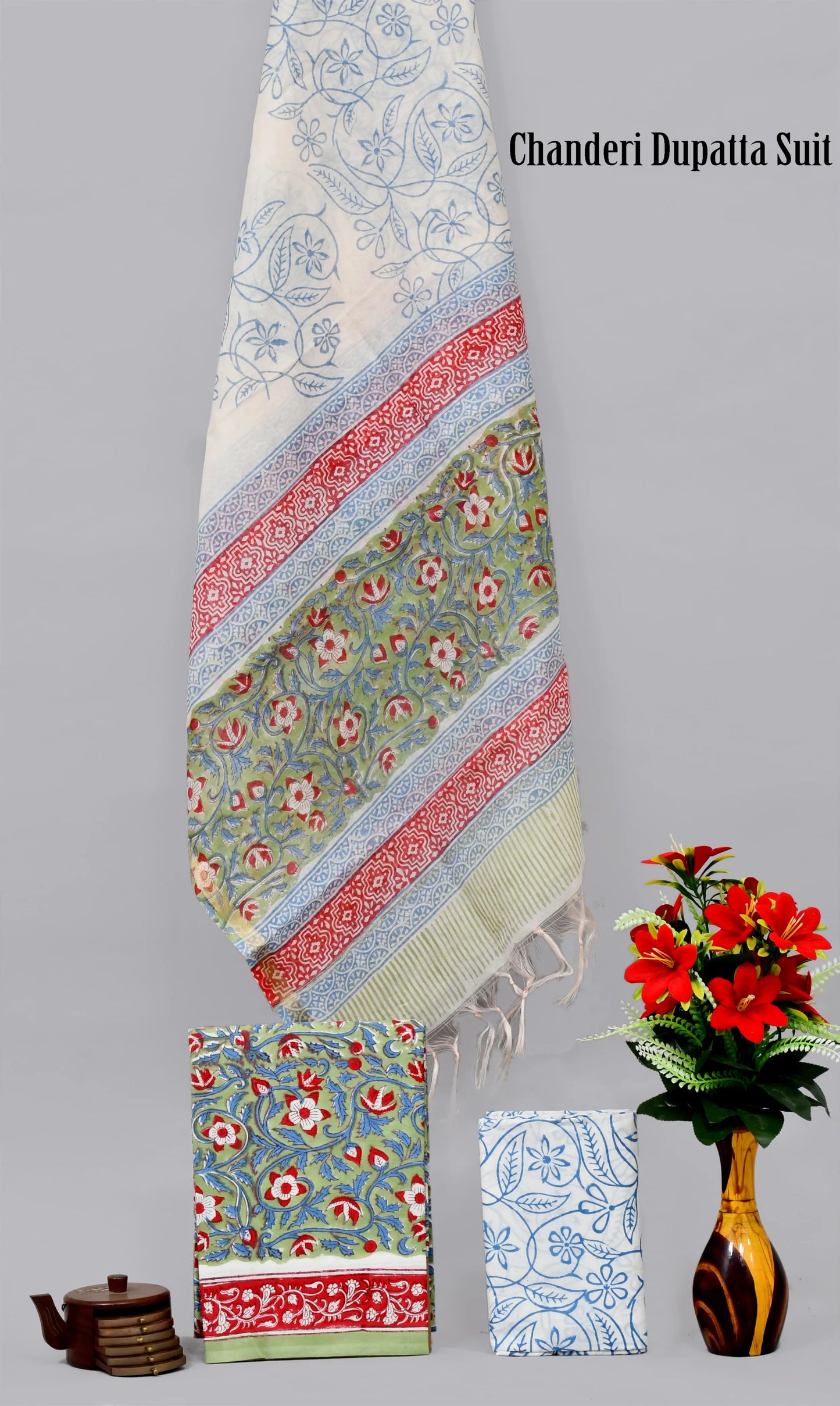 Handgeblockter limitierter Baumwollanzug mit Chanderi-Seidendupatta