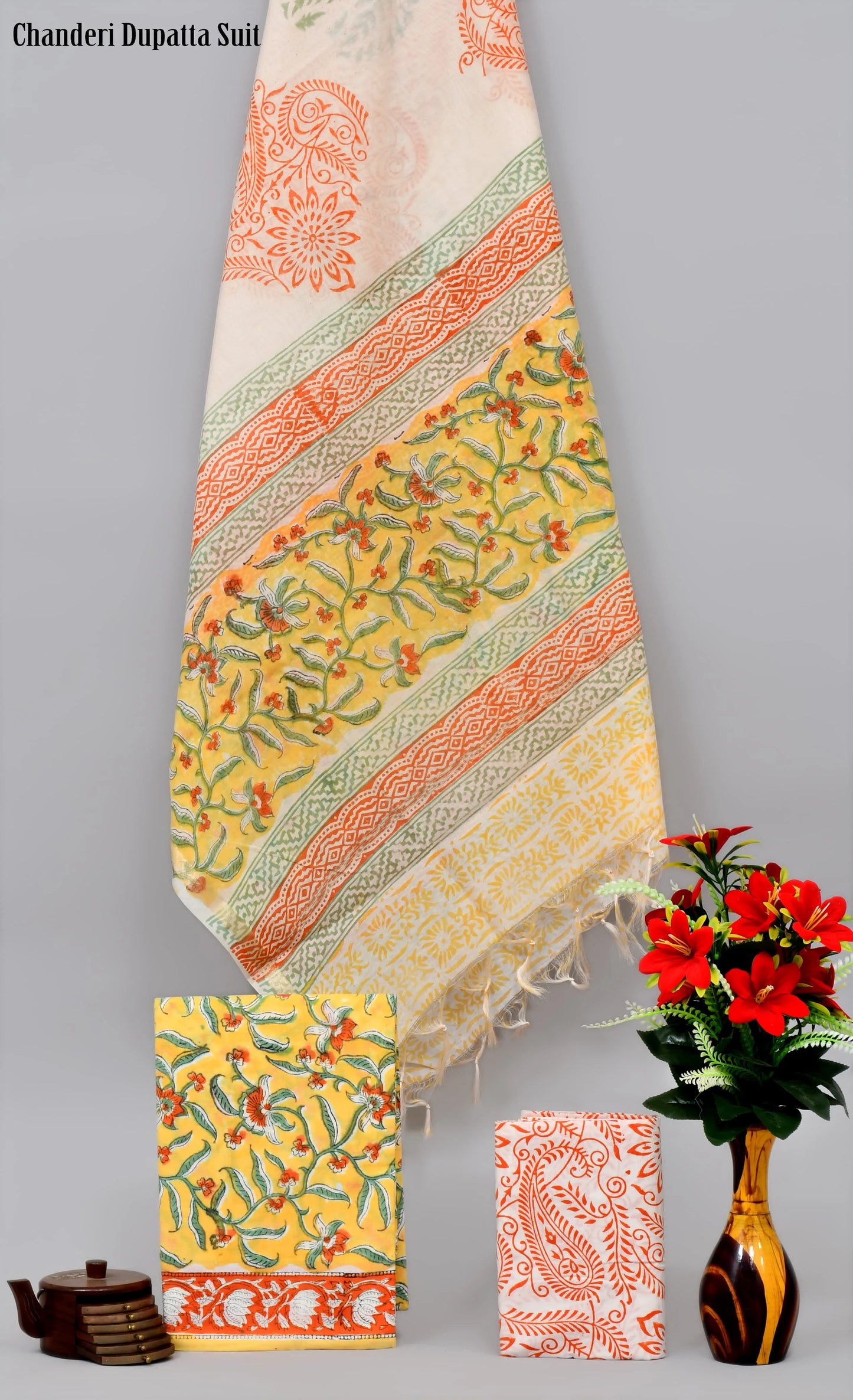 Handgeblockter limitierter Baumwollanzug mit Chanderi-Seidendupatta