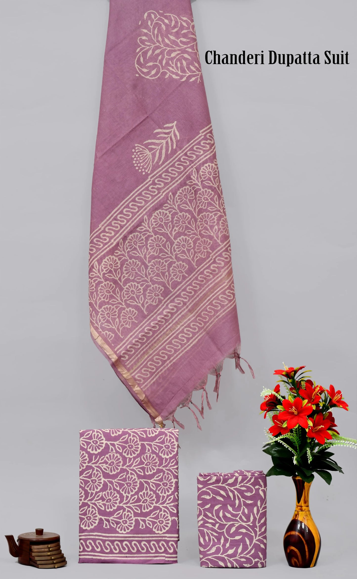 Handgeblockter limitierter Baumwollanzug mit Chanderi-Seidendupatta