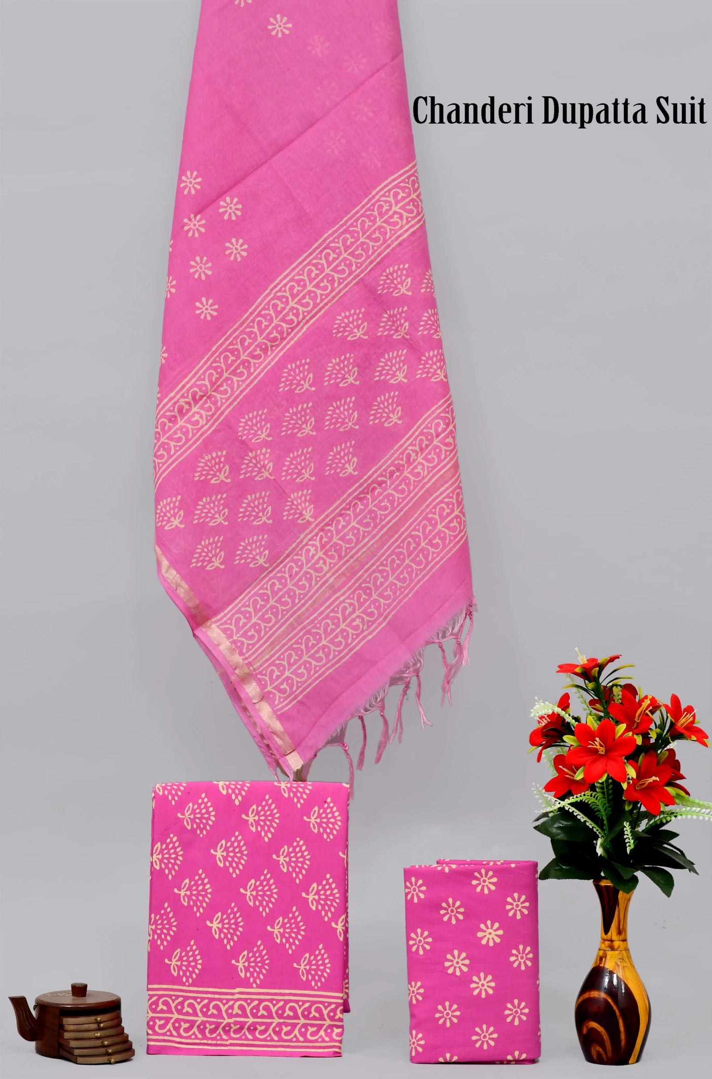 Handgeblockter limitierter Baumwollanzug mit Chanderi-Seidendupatta