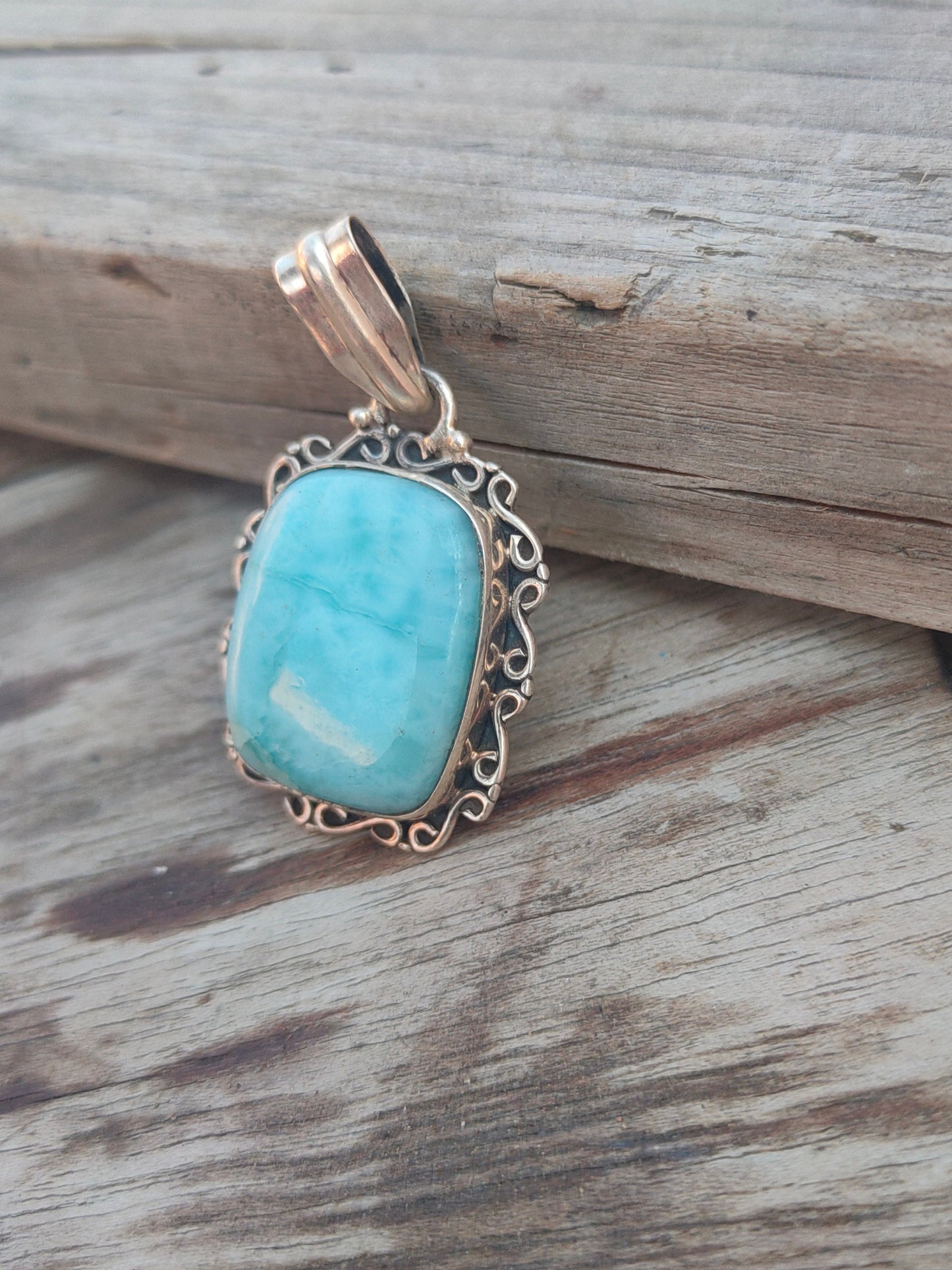 Handgefertigter Larimar-Anhänger aus massivem 925 Sterling Silber, Wunderschöner Larimar-Anhänger, Boho-Anhänger Geschenk für Sie