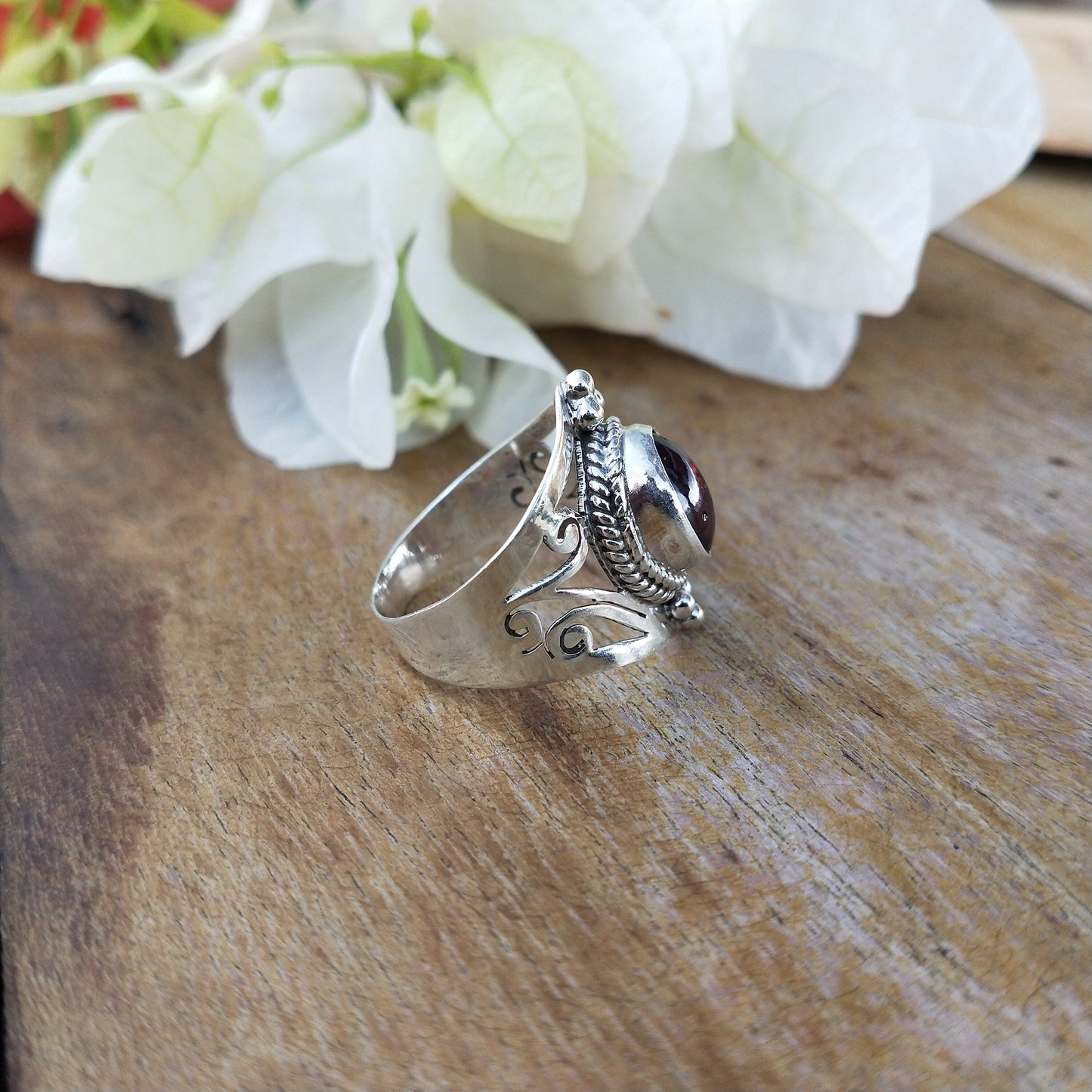 Boho Statement Ring - Granat Sterling Silber Ring - Handgemachter Boho Ring - Boho Ring - 925 Sterling Silber - Granat Ringe - Geschenk für Sie