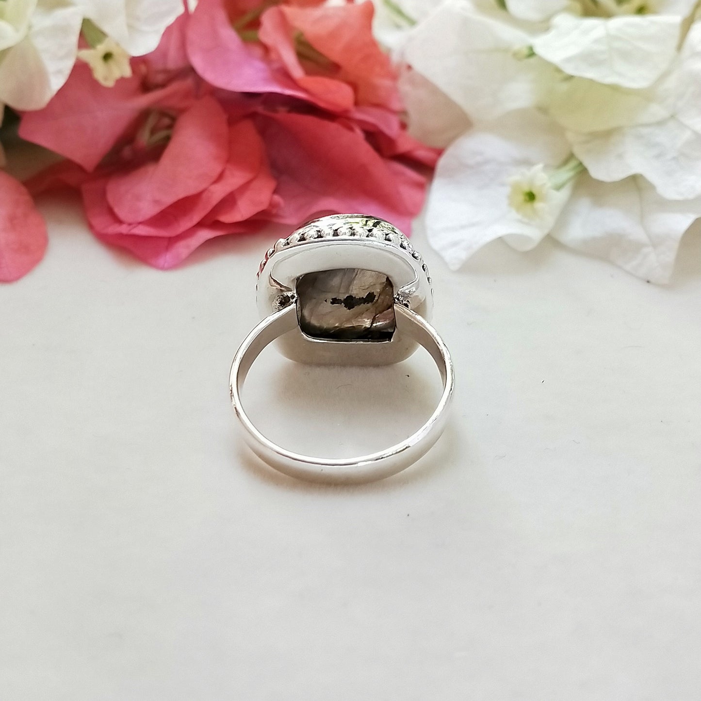 Bague Boho en Labradorite - Bague en argent sterling 925 - Bague bohème fabriquée à la main - Bague en Labradorite - Bagues - Cadeaux pour elle - Cadeaux - Cadeaux de mariage