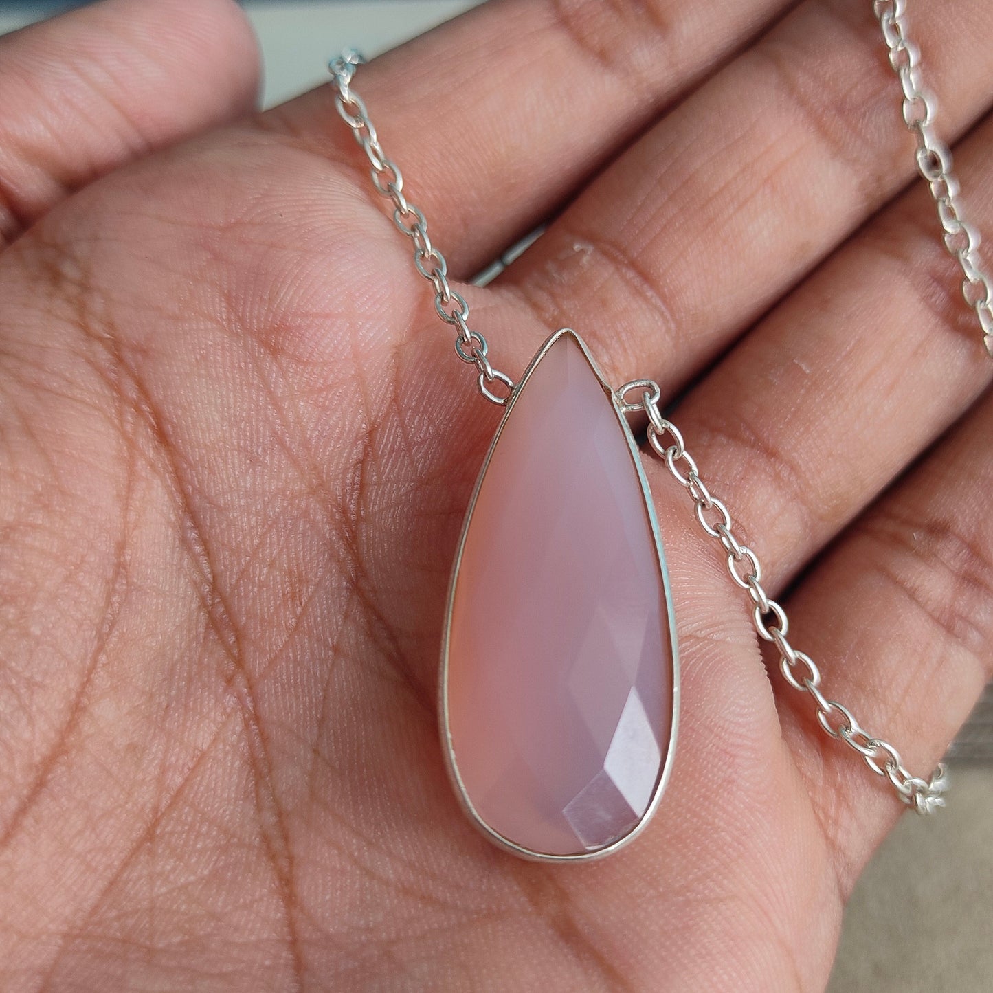 Rosenquarz-Anhänger aus massivem 925er Sterlingsilber | Wunderschöner handgefertigter Rosenquarz-Anhänger | Boho-Anhänger als Geschenk für Sie