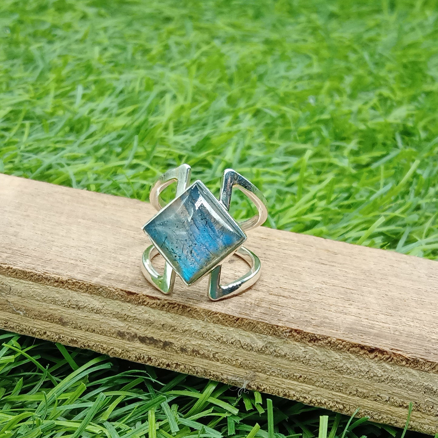 Labradorite Sterling silver ring- 925 sterling silver-Beautiful Blue Ring - Labradorite Ring - Labradorite Gemstone Silver Jewelry Gift