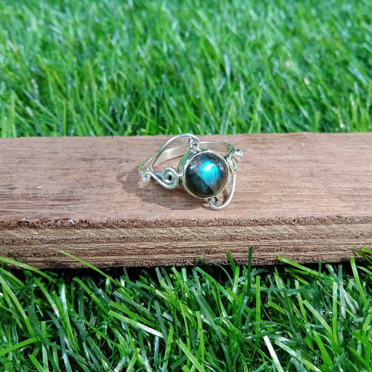 Labradorite Boho Statement Ring - Labradorite Silver Ring - Hand Crafted Bohemian Ring-Bohemian Ring -big Size Ring - Rings - Gifts for her
