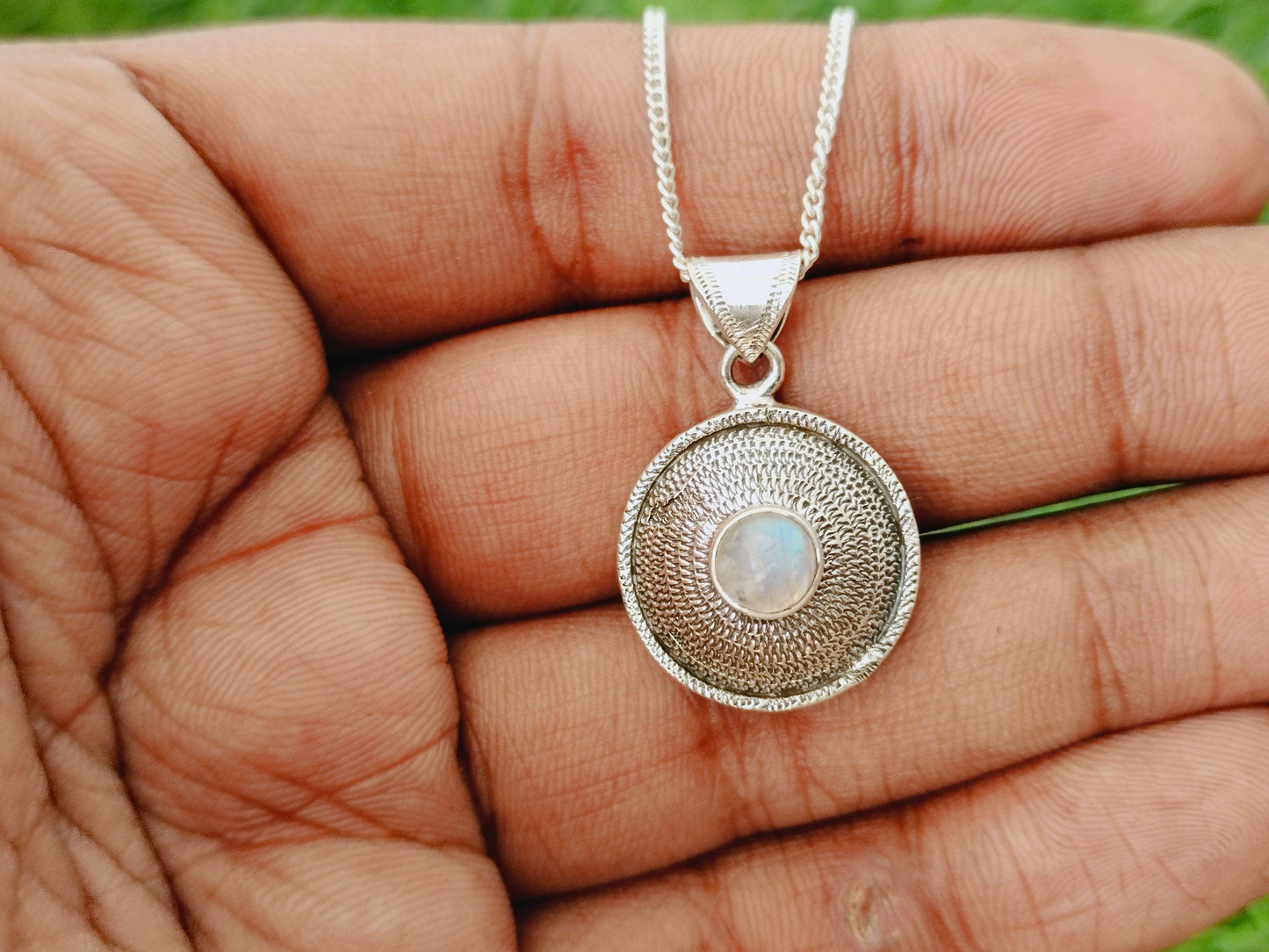 Pendentif en pierre de lune arc-en-ciel, argent sterling 925 massif, magnifique collier en pierre de lune arc-en-ciel fait à la main, cadeau de fête des mères, pendentif en argent fait à la main