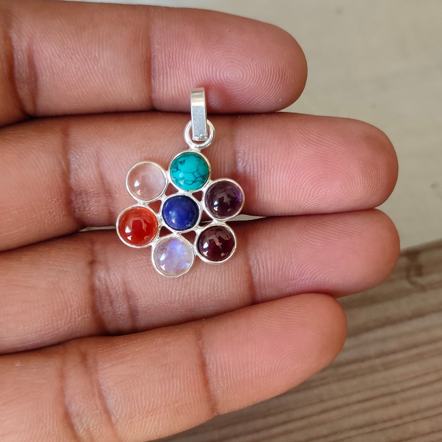 Handgefertigter Anhänger aus 7 Steinen, Anhänger mit mehreren Steinen, Anhänger aus Sterlingsilber, böhmischer Anhänger für Mädchen, 925er Sterlingsilber, Anhänger