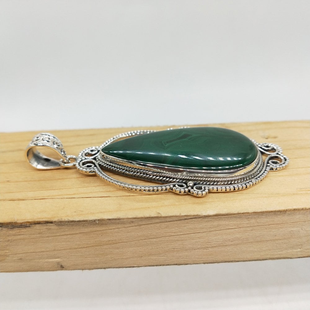 Pendentif en malachite en argent sterling 925 massif | Magnifique pendentif en malachite fait main, pendentif de grande taille, pendentif bohème, pendentif long, cadeau