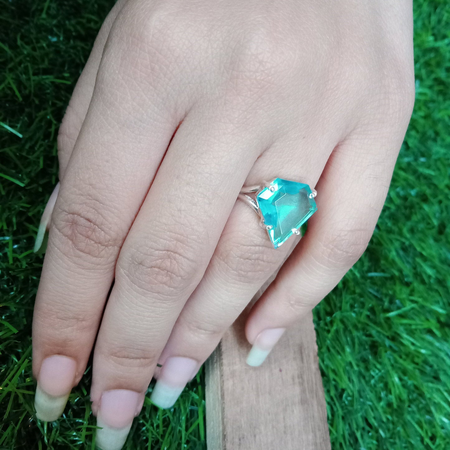 Bague en argent sterling 925 avec pierre de verre bleu ciel - Bague fabriquée à la main - Pierre de verre bleu ciel - Bague en pierre de verre de Bohème - Cadeau pour femme -