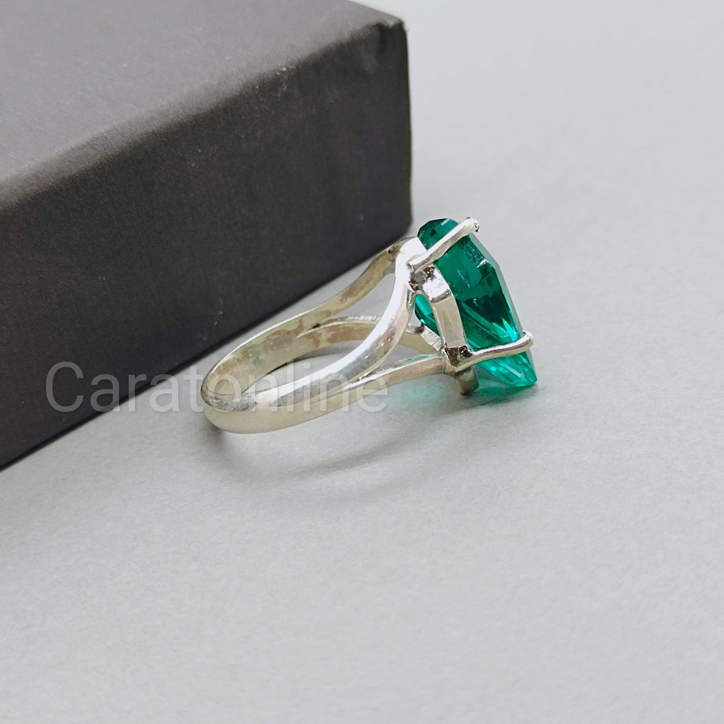 Green Emerald Glass stone Ring, 925 sterling Silver ring, Handmade Silver Ring, Green Emerald Glass Stone, Glass Stone Ring