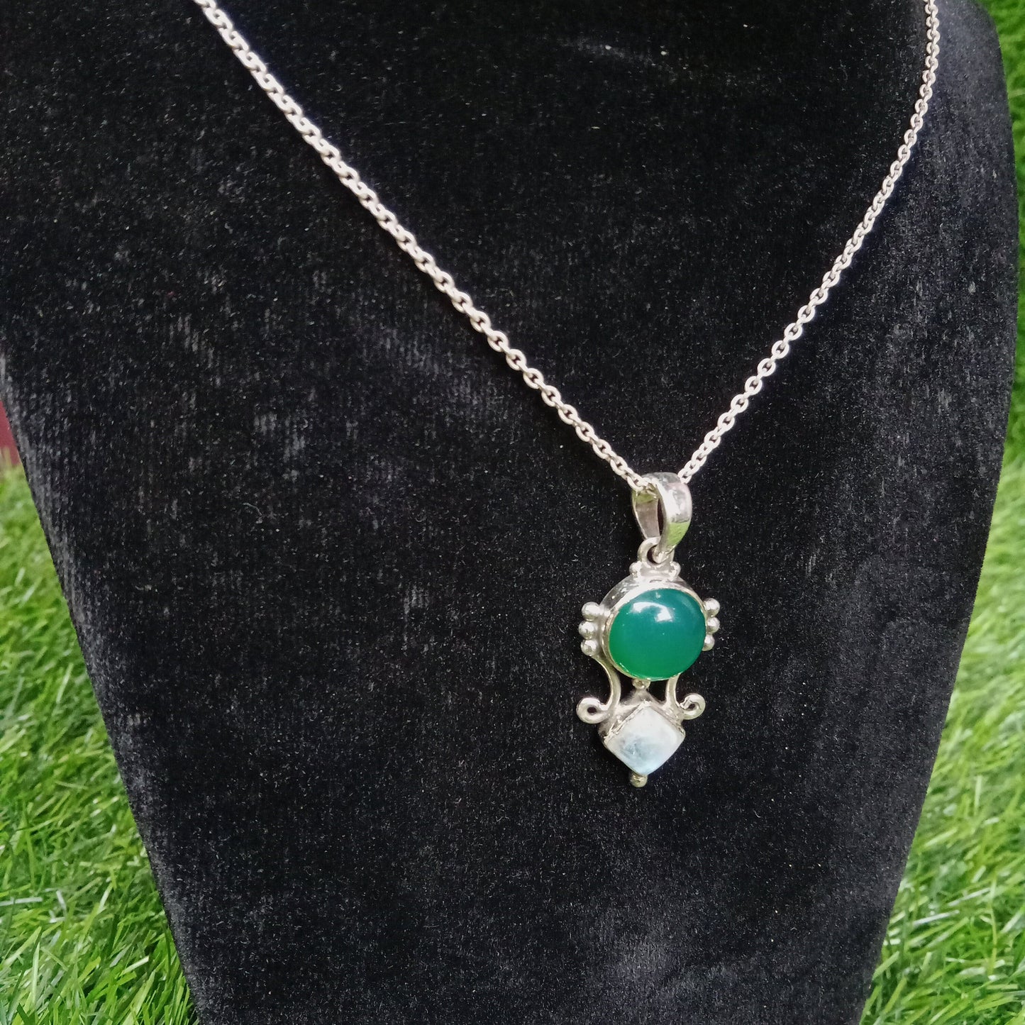 Natural Green onyx & Moonstone 925 sterling silver pendant, Dual stone Pendant, Green onyx and Moonstone Pendant, gift for Women ,