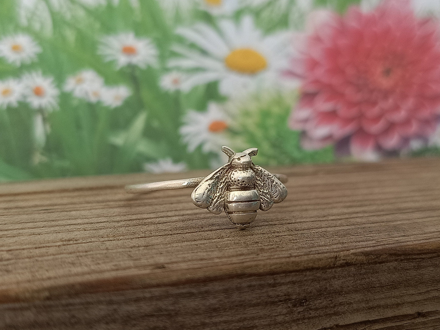 Bee sterling silver ring , handmade silver ring , stacking silver ring , charm silver ring , handcrafted boho ring , silver ring ,ring