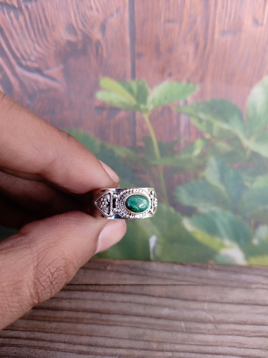 minimalist malacyte ring# summer jewelry# summer gift# trendy jewelry# beach jewelry# gift for her# malacyte band# silver band# spinner ring