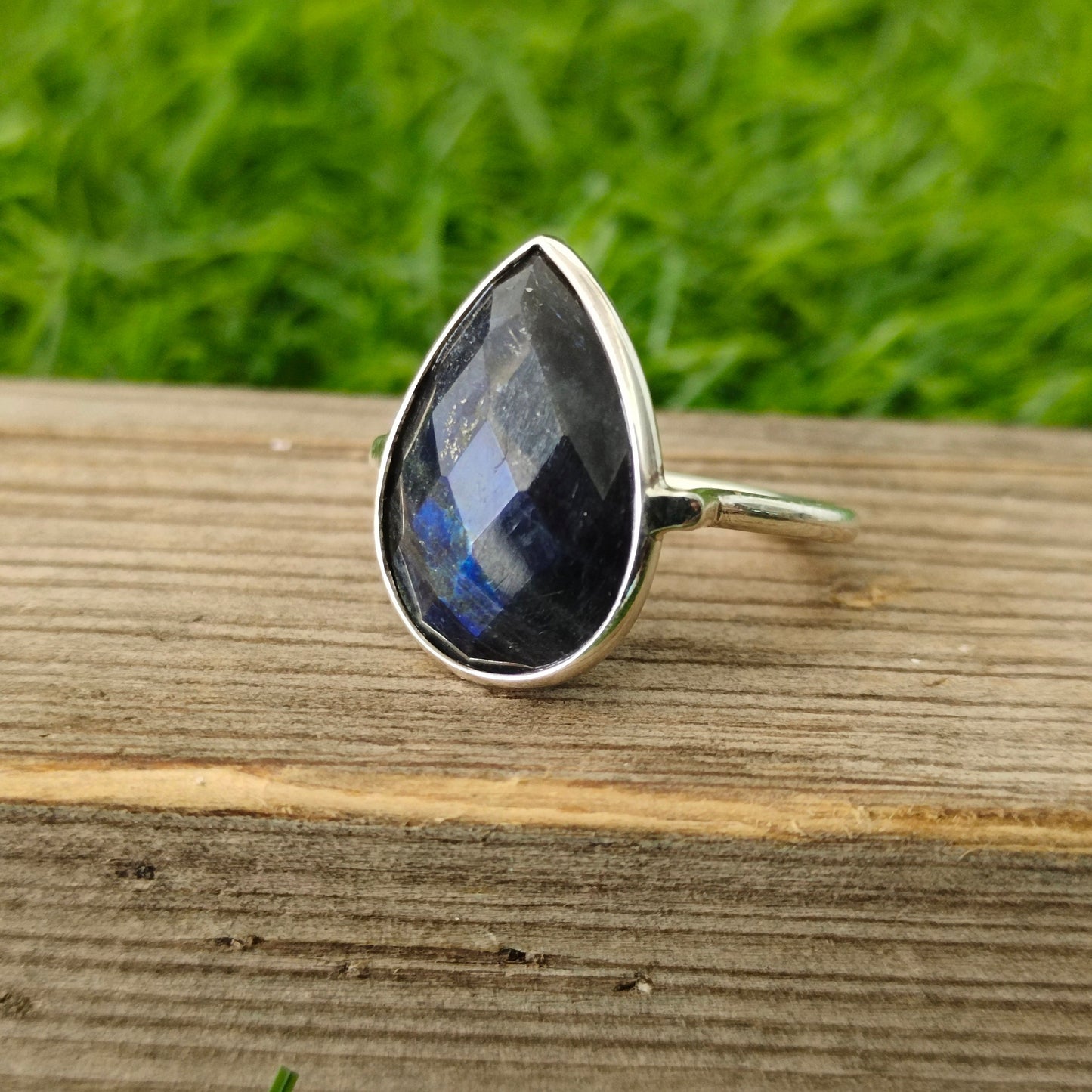 Bague Boho Statement | Bague en argent sterling avec labradorite | Bague bohème fabriquée à la main | Bague Boho | Bague labradorite | Bagues à offrir