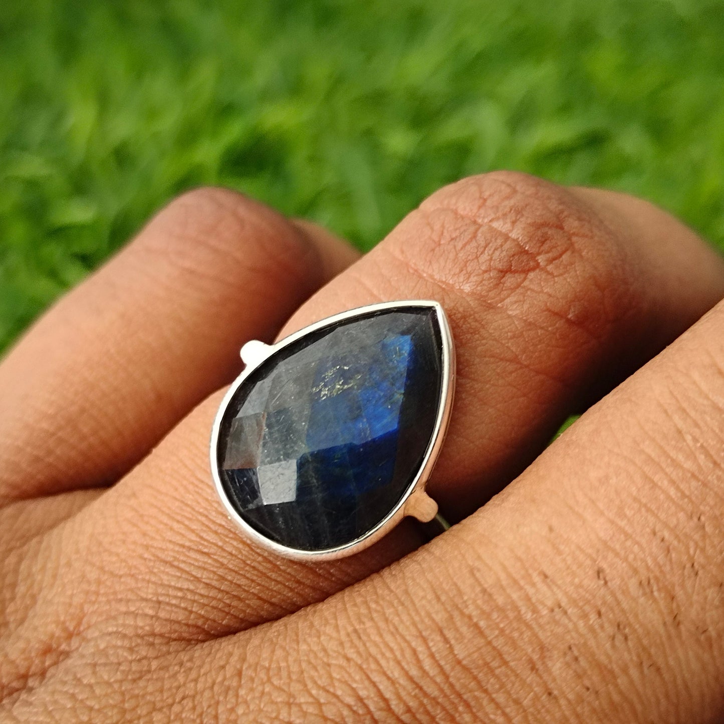 Bague Boho Statement | Bague en argent sterling avec labradorite | Bague bohème fabriquée à la main | Bague Boho | Bague labradorite | Bagues à offrir