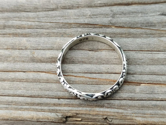 Round Stacking sterling silver Band, handmade silver Band , stacking silver ring ,charm silver ring , handcrafted boho ring- Design Stacking