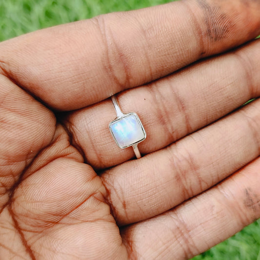 Moonstone  Boho Statement  Sterling Silver Ring - Fashion Ring - Beautiful Blue Flash Ring - Rainbow Ring - Bezel Silver Jewelry