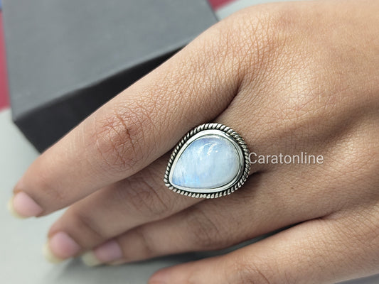Bague en argent sterling avec pierre de lune - Bague bohème fabriquée à la main - Bague bohème - Pierre de lune arc-en-ciel - Bague en argent bohème, bagues en argent - Cadeau pour
