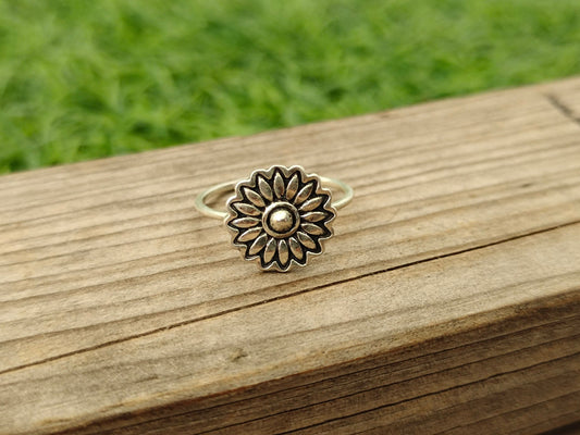 Flower sterling silver ring , handmade silver ring , stacking silver ring , charm silver ring , handcrafted boho ring , silver ring ,ring