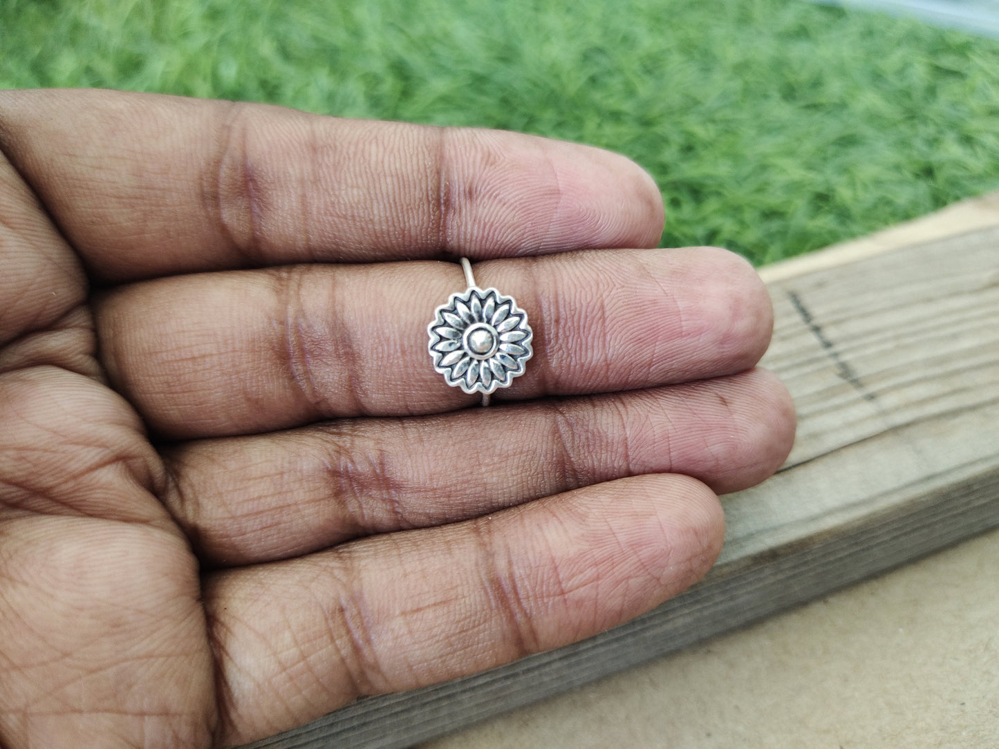 Flower sterling silver ring , handmade silver ring , stacking silver ring , charm silver ring , handcrafted boho ring , silver ring ,ring