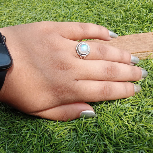 Moonstone Silver Ring, Blue Flash Gemstone Ring, Boho Ring, Handmade Ring, Rainbow Moonstone Ring, Valentines day gift,Silver ring for Women