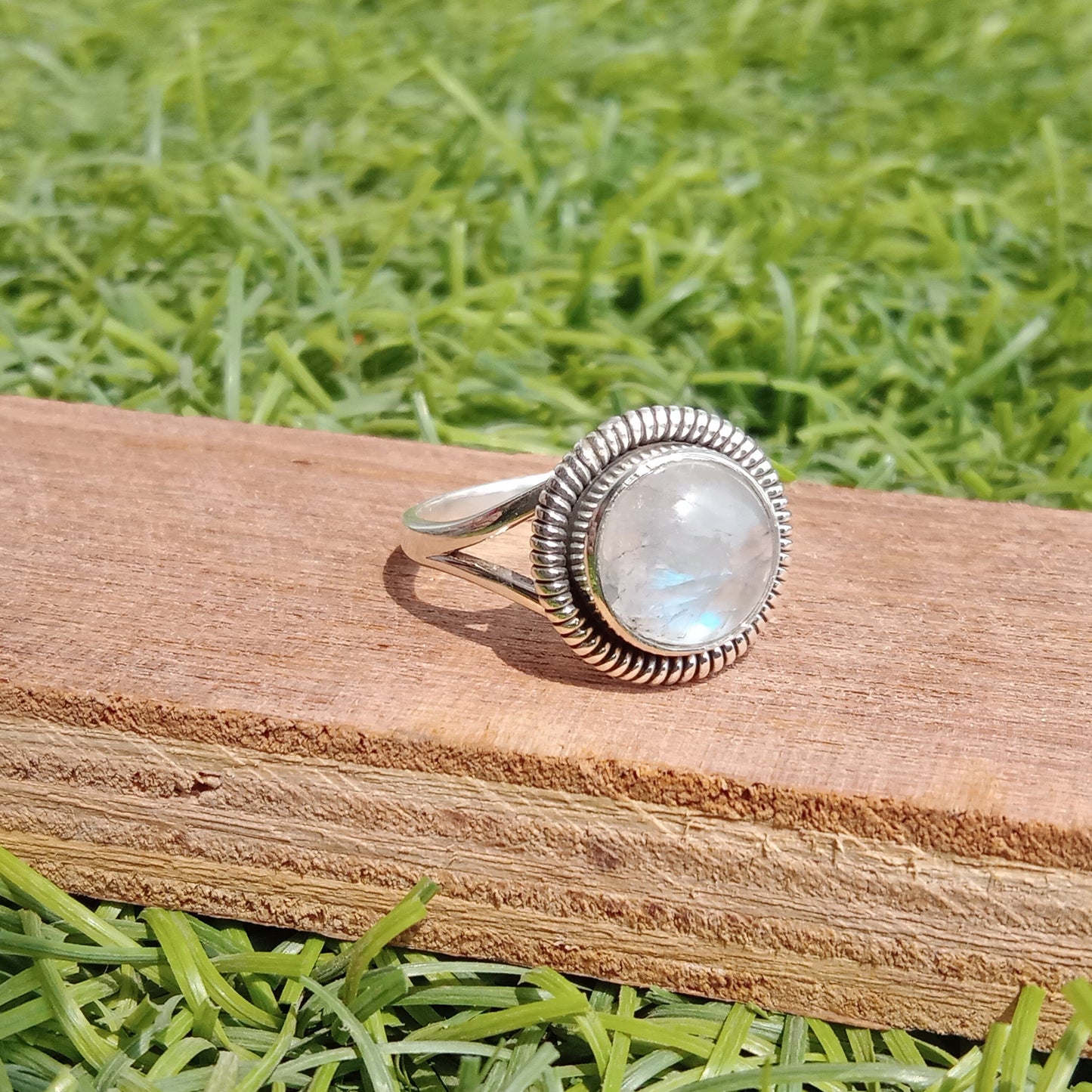 Moonstone Silver Ring, Blue Flash Gemstone Ring, Boho Ring, Handmade Ring, Rainbow Moonstone Ring, Valentines day gift,Silver ring for Women