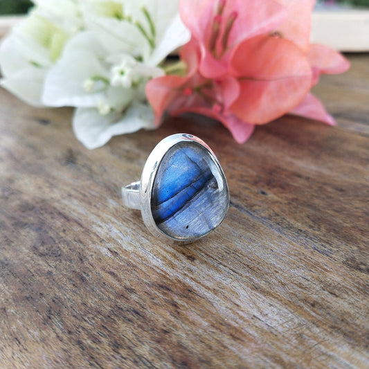 Labradorite  Boho  Ring -925 Sterling Silver Ring - Hand Crafted Bohemian Ring- Labradorite Ring- Rings -Gifts for her-Gifts -Wedding Gift