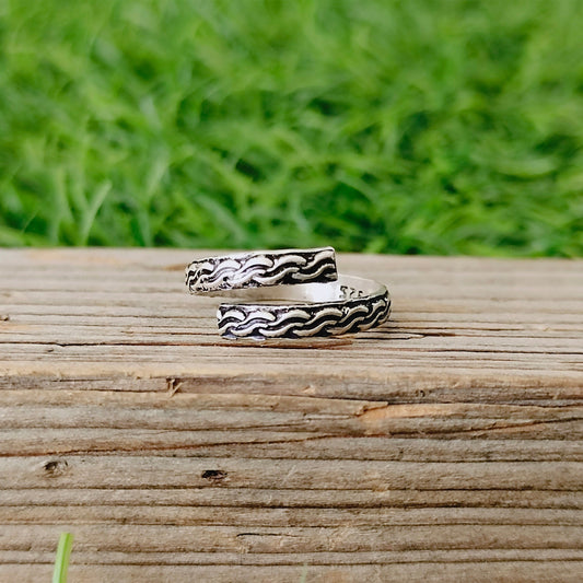 oxidized silver toe ring , handcrafted silver toe ring , bohemian silver toe ring , minimalist jewelry , silver bohemian jewelry , freeship