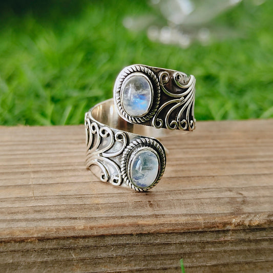 Natural moonstone  adjustable band ring , handcrafted silver band ring , moonstone band , spinner jewelry , moonstone ring ,rainbow,ring