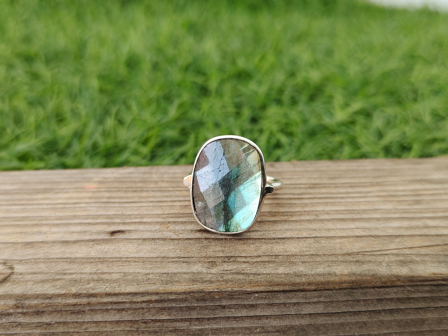 summer gift tag summer gift wedding personalized gifts - minimalist -Beautiful Blue Ring - Labradorite Ring - Bezel Silver Jewelry Gift